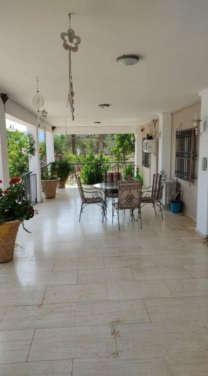 Villa Mallios Near
